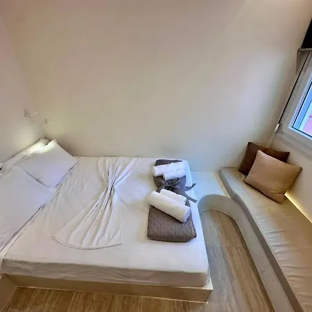 Apartman Rr Maison By Goutos Luxury Living *
