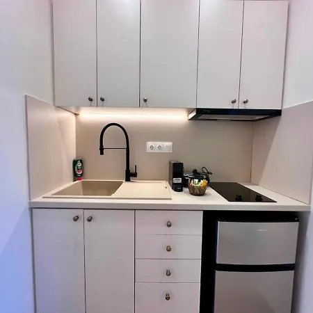 Rr Maison By Goutos Luxury Living Apartman